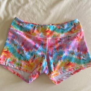 Born Primitive size M shorts